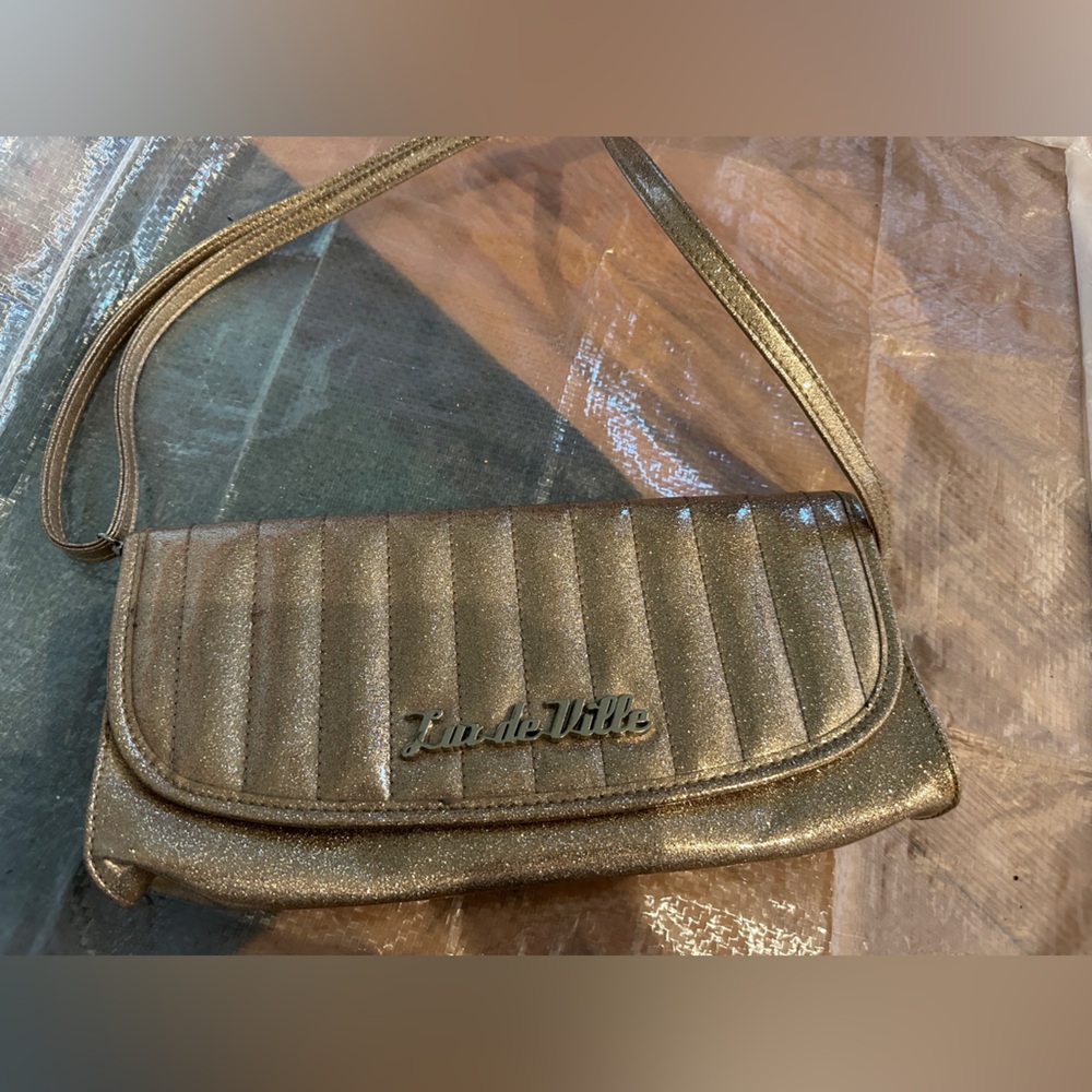 Lux de Ville clutch with shoulder strap